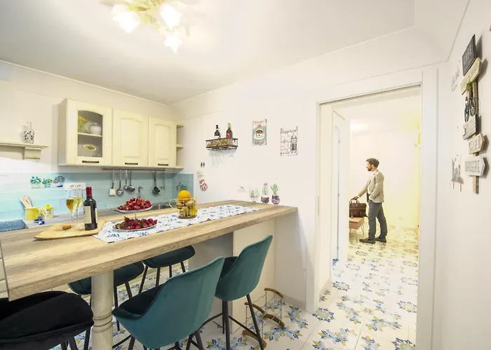 200mt From The Beach,parking Apartamento Praiano