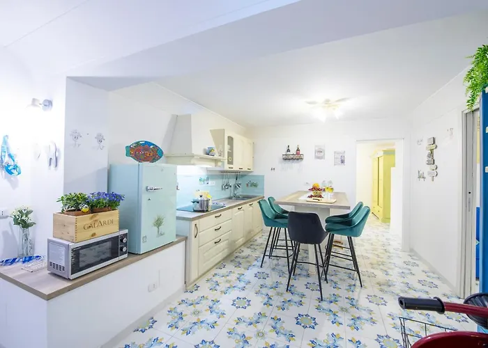 Apartamento 200mt From The Beach,parking Praiano
