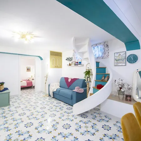 200mt From The Beach,parking Apartment *