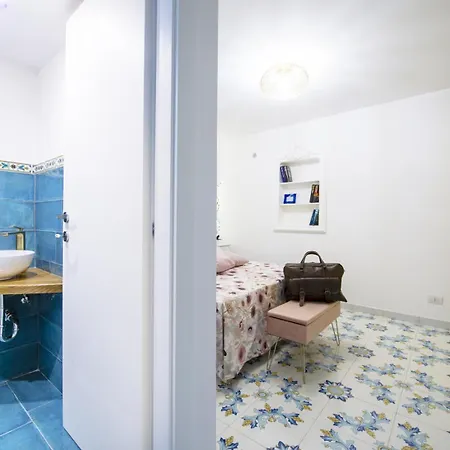 200mt From The Beach,parking Apartamento Praiano